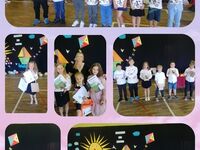 Kolaż sześciu zdjęć przedstawiający grupy uczniów, którzy prezentują swoje nagrody i dyplomy, jakie otrzymali za udział w poszczególnych konkursach